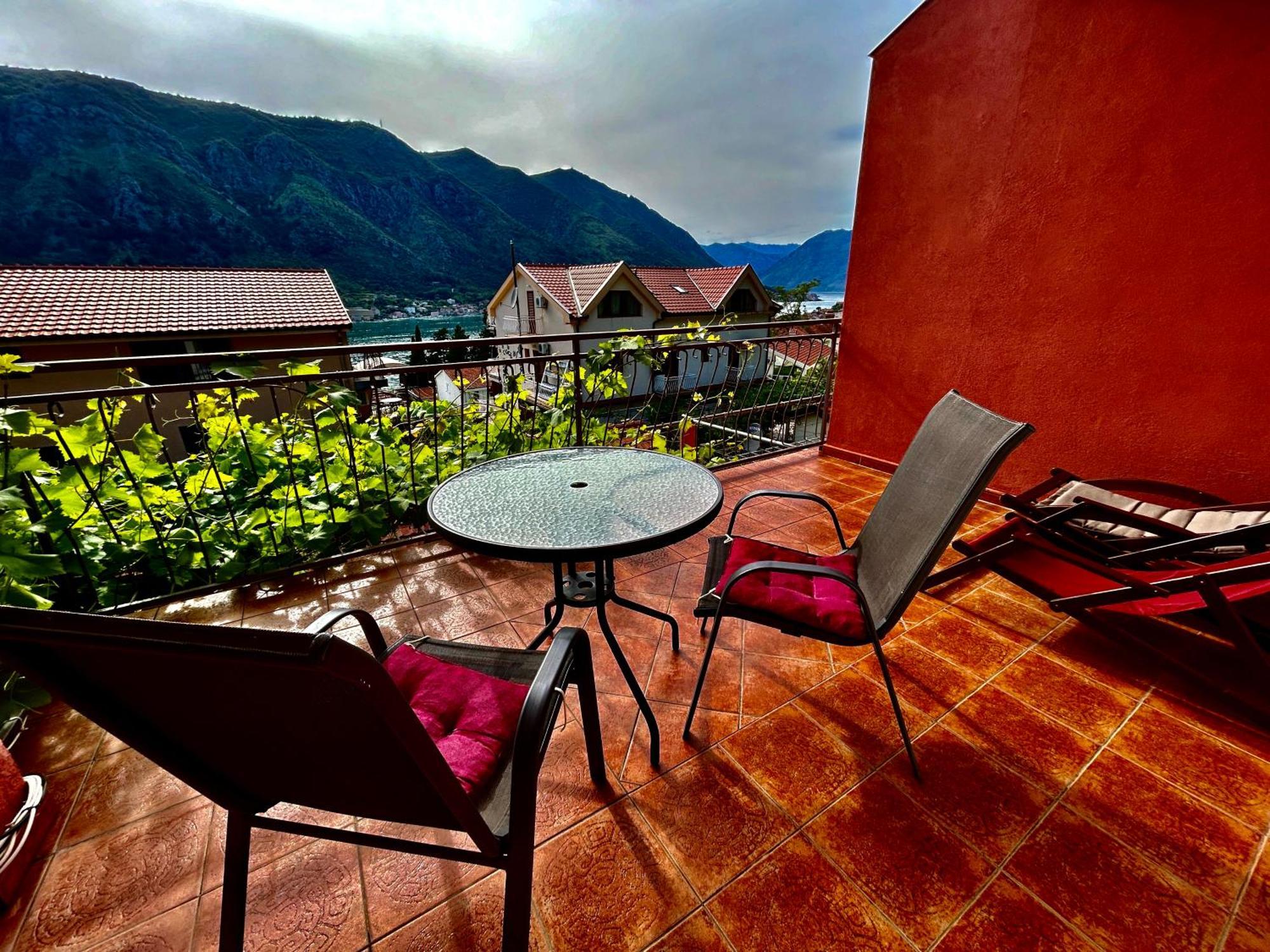 Lazarevic Appartement Kotor