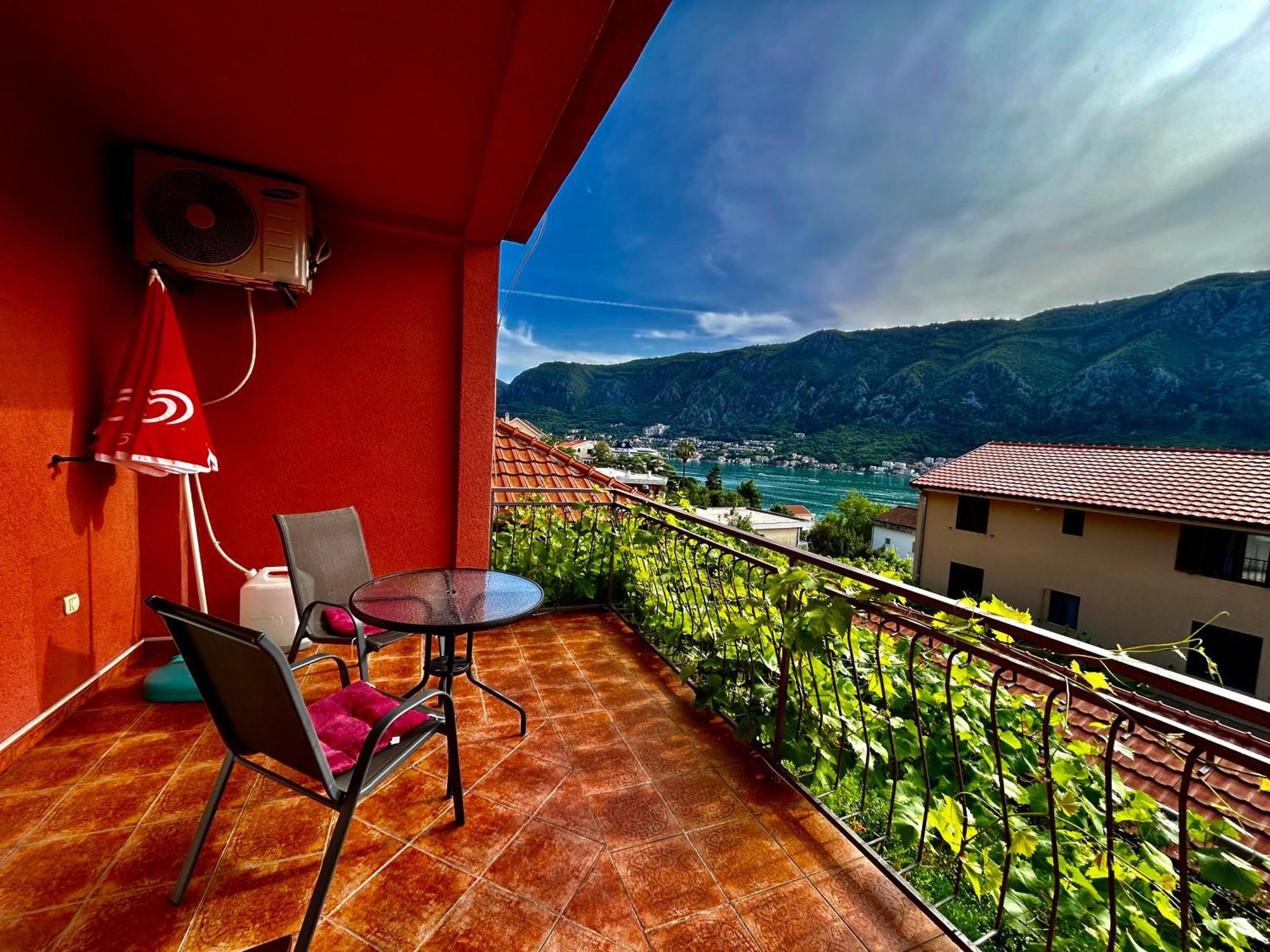 Appartement Lazarevic Kotor
